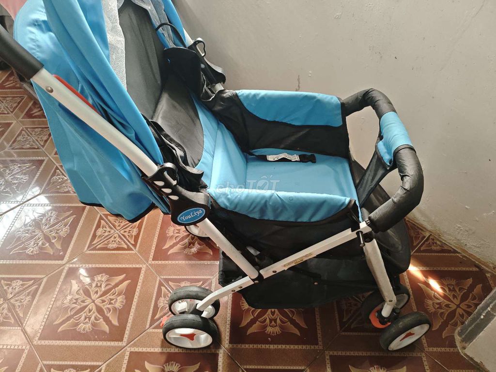 Xe đẩy em bé Xanh dương đã qua sử dụng. Mua bán Mẹ và bé tại Huyện Trà Ôn Vĩnh Long được đăng bởi Trần Minh Cường hình 1