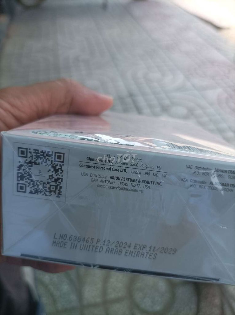 Nước hoa chính hãng có 4 chai