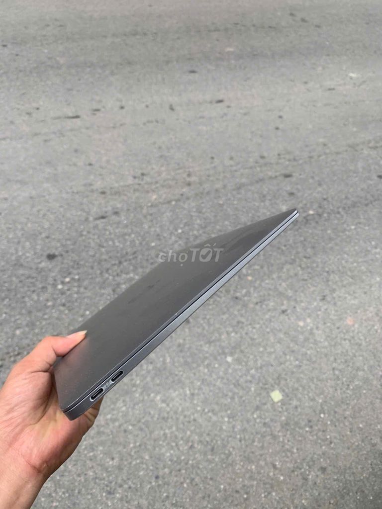 MacBook Air 2019 . Mua bán Laptop tại Huyện Quế Võ Bắc Ninh được đăng bởi Luân hình 1