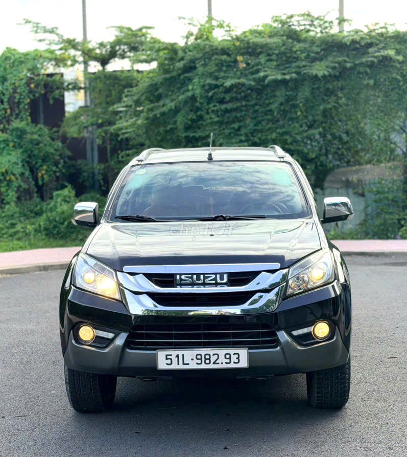 ISUZU MU-X 3.0AT 2017 SỐ TỰ ĐỘNG ,MÁY DẦU
