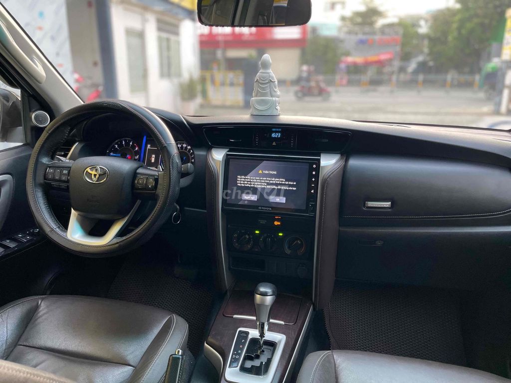 Toyota Fortuner 2019 2.4G AT Bao Check Test. Mua bán Ô tô tại Quận Tân Phú Tp Hồ Chí Minh được đăng bởi Trọng Nghĩa Auto Xe Lướt Miền Nam hình 9