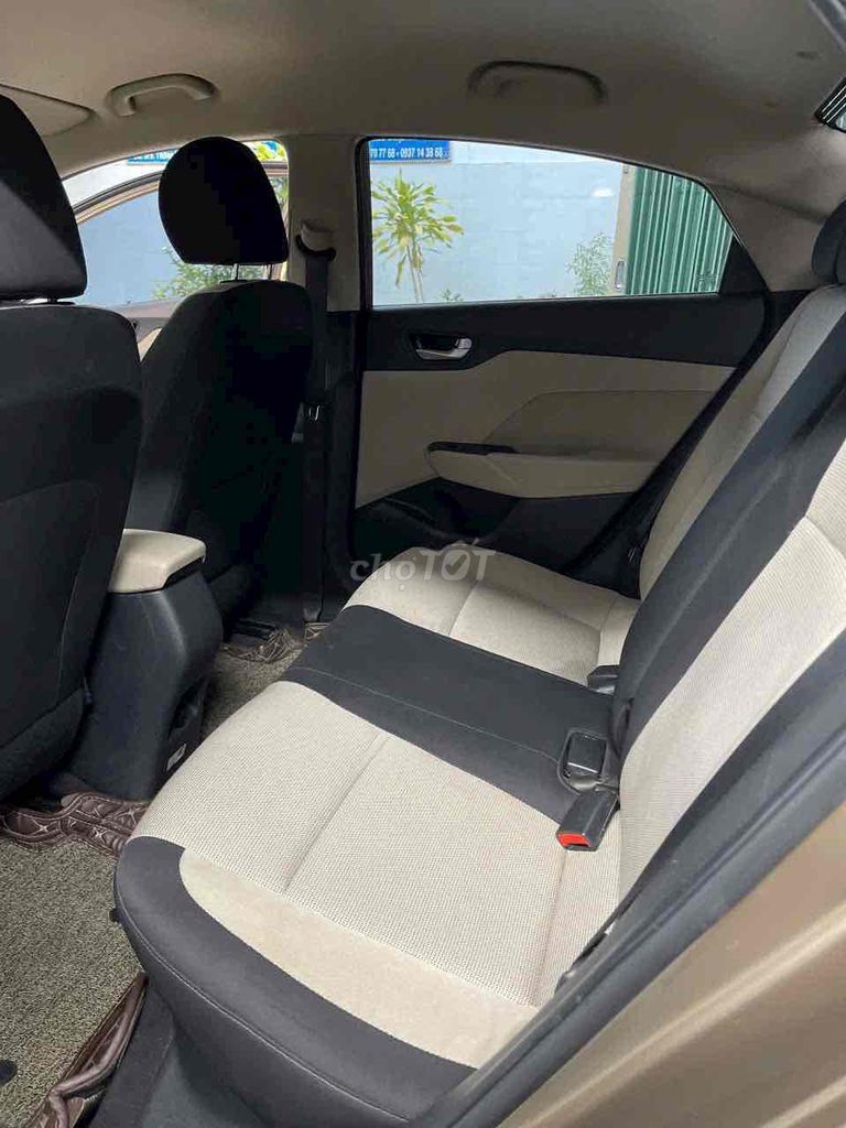 Hyundai Accent 2018 1.4 AT - 50000 km. Mua bán Ô tô tại Huyện Đức Trọng Lâm Đồng được đăng bởi SALON ÔTÔ HOÀ THẮNG  hình 9