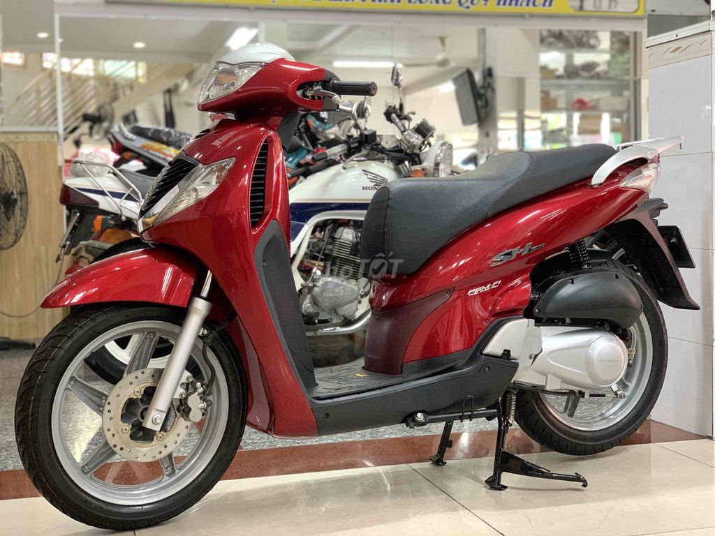 Sh150 nhập Ý 2008 Sài Gòn chính chủ xe zin đẹp 98%