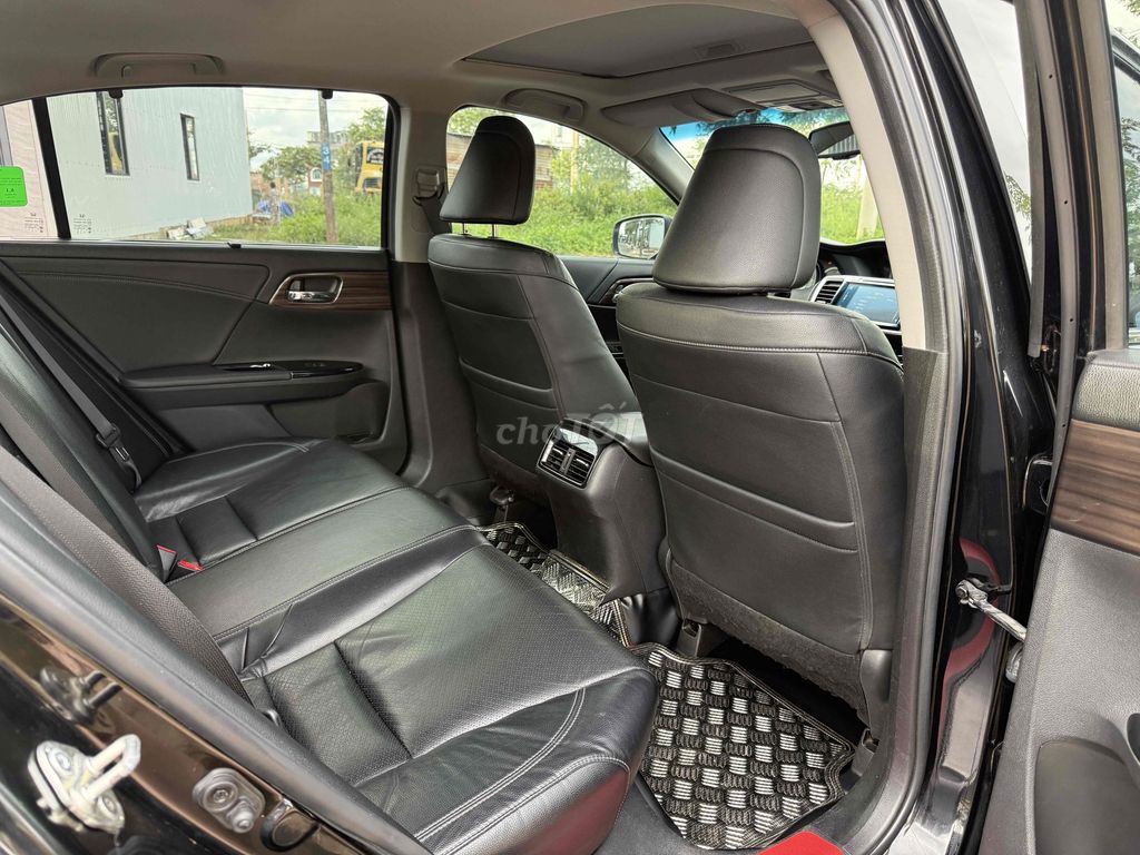 Honda Accord 2016 Đen. Mua bán Ô tô tại Thành phố Buôn Ma Thuột Đắk Lắk được đăng bởi Auto Ngân Nguyên BMT hình 18