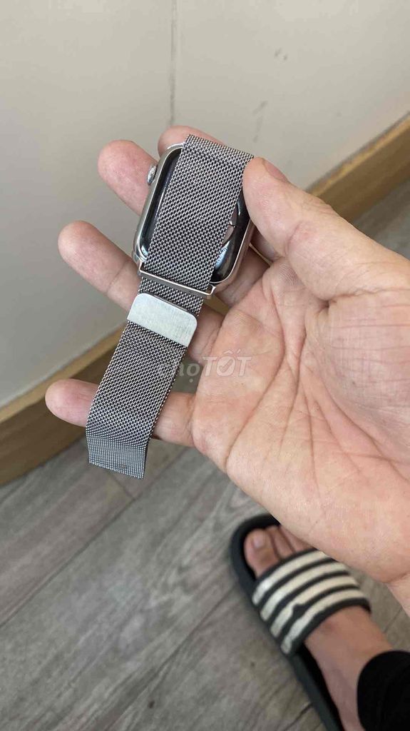 Apple Watch Seri 4 Trắng Thép 44mm Lte