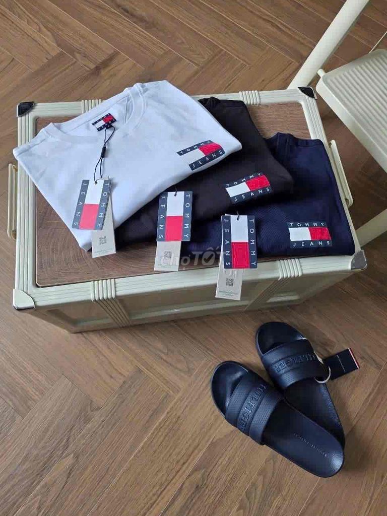 Áo thun Tommy Hilfiger Đa màu. Mua bán Quần áo tại Thành phố Thủ Đức Tp Hồ Chí Minh được đăng bởi Quách Toàn hình 1