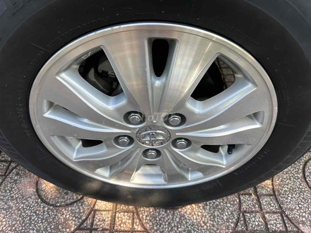 Toyota Innova 2011 Vàng cát 106.236 km. Mua bán Ô tô tại Huyện Củ Chi Tp Hồ Chí Minh được đăng bởi Nguyễn Văn Đạt hình 14