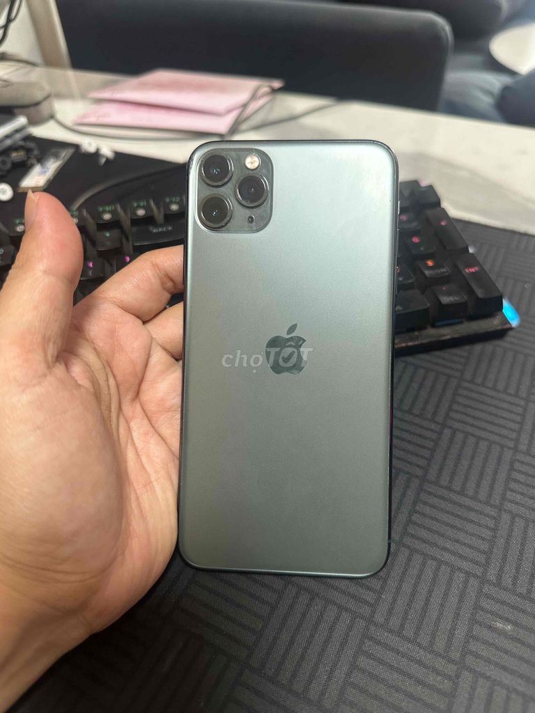 Apple iPhone 11 Pro Max 64GB Xám. Mua bán Điện thoại tại Huyện Đức Hòa Long An được đăng bởi Hoàng Nam hình 1