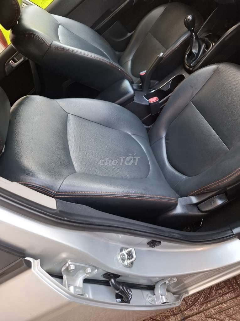 Kia Forte 2013 EX 1.6 MT - 112000 km. Mua bán Ô tô tại Huyện Đức Trọng Lâm Đồng được đăng bởi ÔTÔ THỦY DƯƠNG hình 5