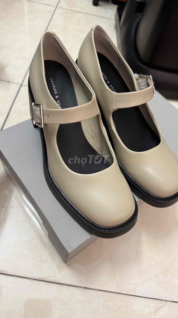 Giày Mary Jane Charles & Keith Nữ Kem 38. Mua bán Giày dép tại Quận 5 Tp Hồ Chí Minh được đăng bởi Wendy  hình 1