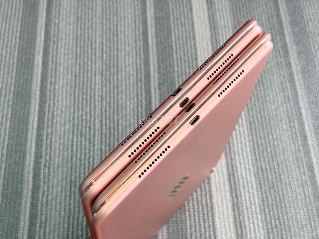 Pro 9.7 32gb WF ZINALL - CHÍNH HÃNG - 1 ĐỔI 1. Mua bán Máy tính bảng tại Thành phố Thủ Đức Tp Hồ Chí Minh được đăng bởi iPad SG hình 3