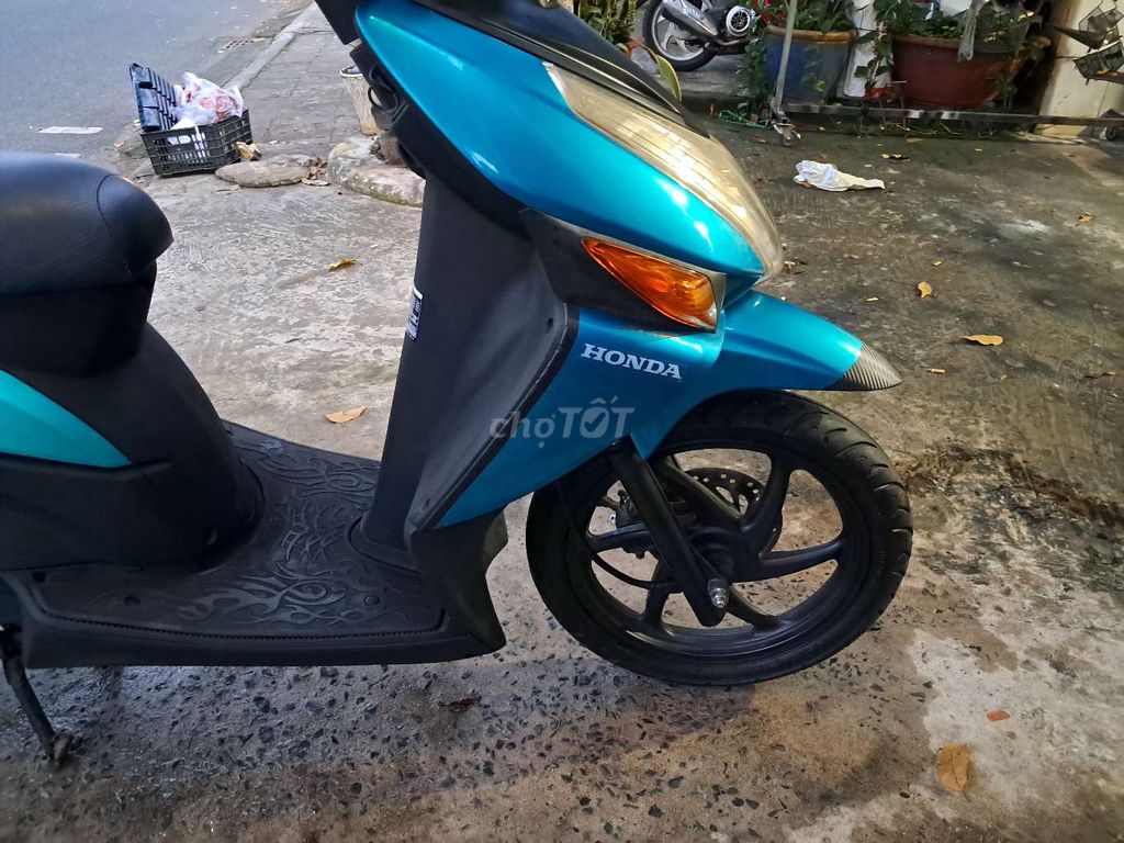 Click 2010..Đk lại 2015..bs 72K1. Mua bán Xe máy tại Huyện Đất Đỏ Bà Rịa - Vũng Tàu được đăng bởi Trường hình 3