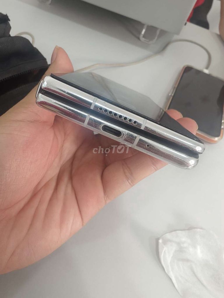 Huawei Mate X2 Trắng. Mua bán Điện thoại tại Quận 3 Tp Hồ Chí Minh được đăng bởi Quốc Tuấn hình 1