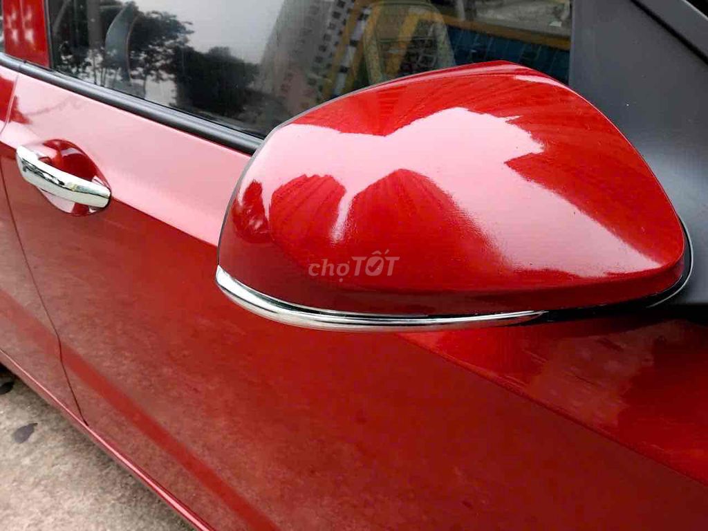 Hyundai i10 Bản đủ Đỏ. Mua bán Ô tô tại Quận Nam Từ Liêm Hà Nội được đăng bởi Nguyễn Đức Trọng hình 4