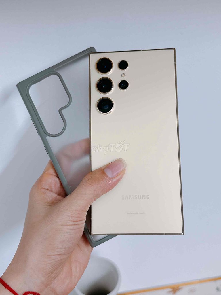 Samsung S24 Ultra 256GB Vàng VN/A. Mua bán Điện thoại tại Quận Phú Nhuận Tp Hồ Chí Minh được đăng bởi Kim Thanh  hình 1
