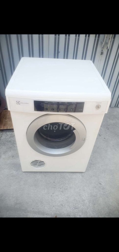 Máy sấy ekectrolux 7kg zin có bảo hành