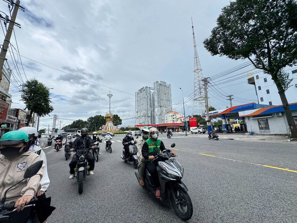 Cho thuê nhà mặt tiền Kinh doanh gần Vòng Xoay Gò Đậu, Thủ Dầu Một