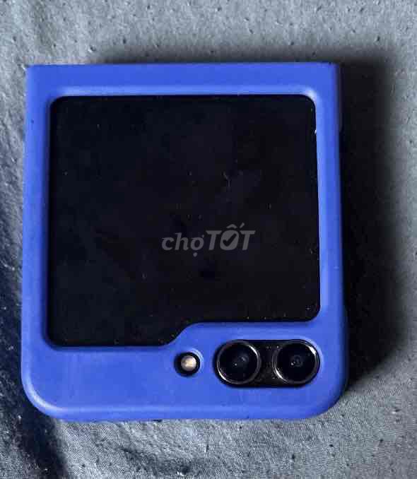 Cần bán Samsung Z Flip 5 8/256GB – Bản Nhật. Mua bán Điện thoại tại Thành phố Dĩ An Bình Dương được đăng bởi Nguyễn Tuyền hình 1