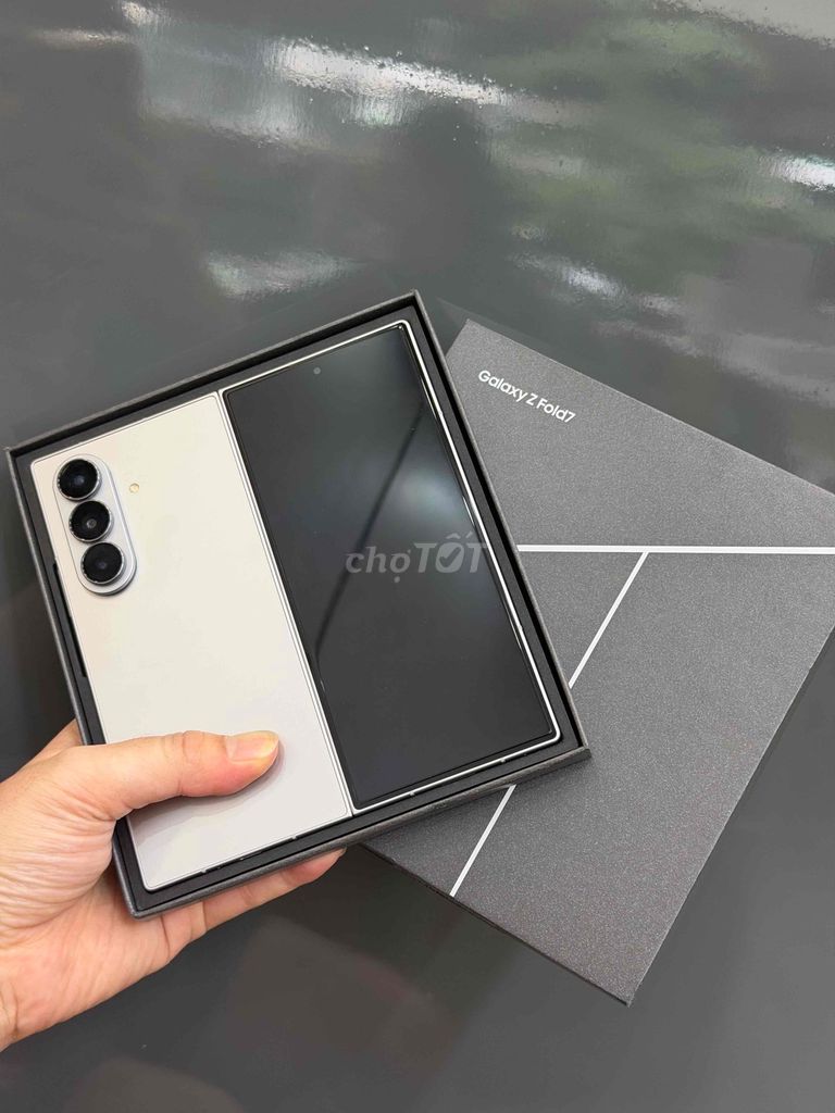 Z Fold 7 12/256GB Bạc VN Bh 2/2028 Fullbox Keng 92. Mua bán Điện thoại tại Quận Ninh Kiều Cần Thơ được đăng bởi Quý Mobile Cần thơ hình 1