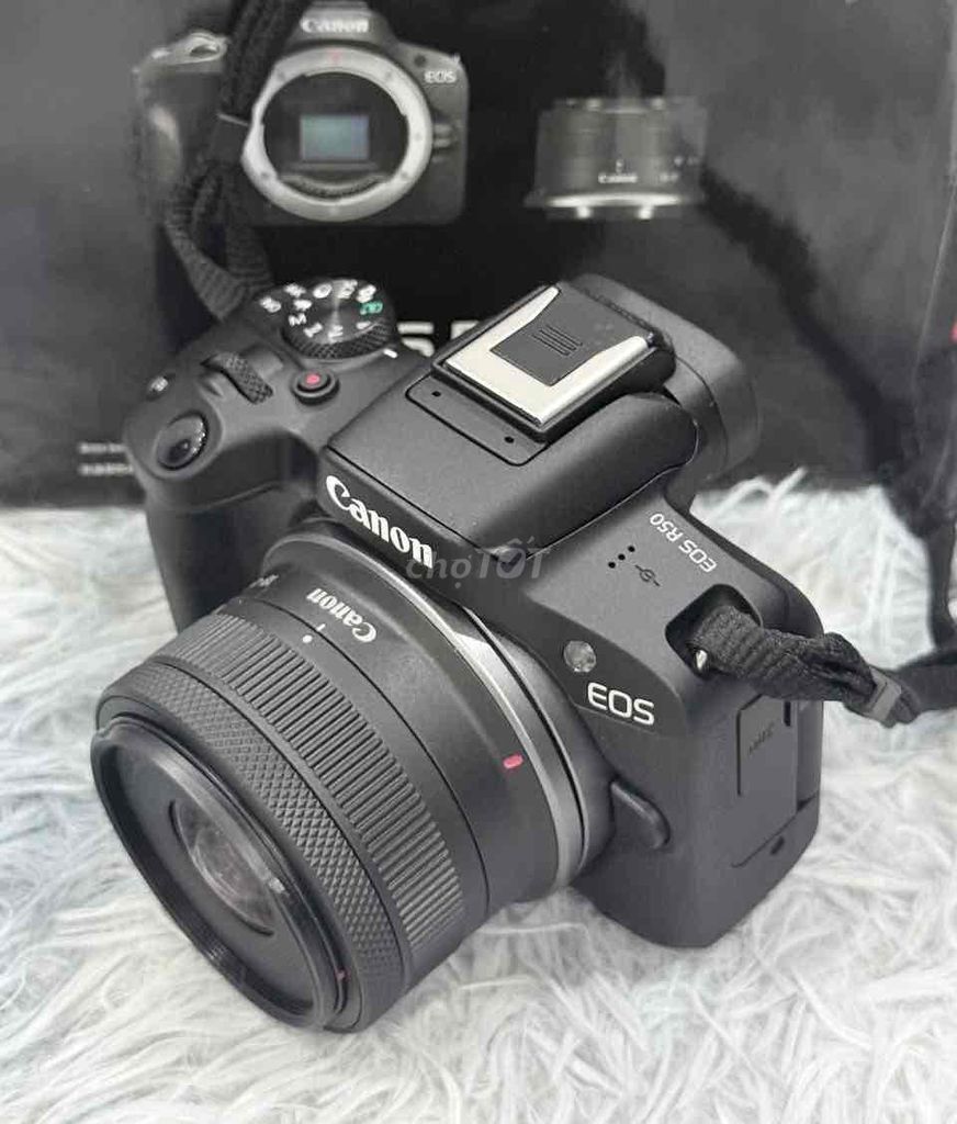 Máy ảnh Canon R50 Đen 18-45mm bh 5/2028. Mua bán Máy ảnh, Máy quay tại Quận 5 Tp Hồ Chí Minh được đăng bởi Phan Thế Phong  hình 1
