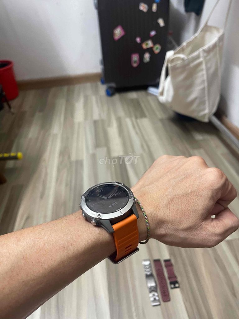 Đồng hồ garmin fenix 6 SAFFHIRE TITANIUM