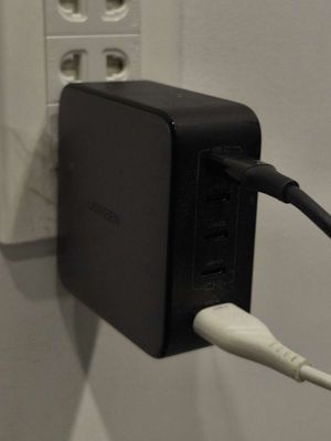 Củ sạc 100w Ugreen 4 cổng dùng cho mọi thiết bii. Mua bán Phụ kiện (Màn hình, Chuột...) tại Quận Ninh Kiều Cần Thơ được đăng bởi Hải Bằng