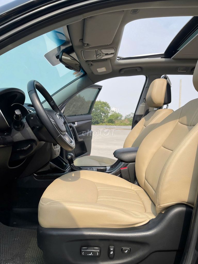Kia New Sorento 2.4GATH Black Edision cực mới 2016. Mua bán Ô tô tại Quận Thanh Xuân Hà Nội được đăng bởi Vạn Phát  Auto hình 13