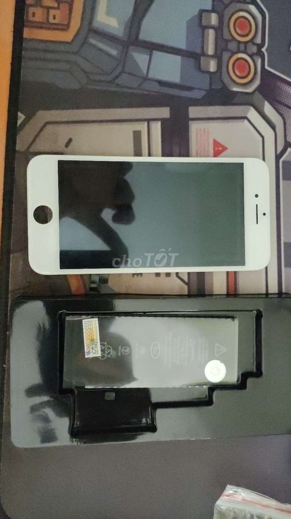 màn với pin ip 8 Trắng đã sử dụng lỗi màn hình. Mua bán Linh kiện (RAM, Card...) tại Huyện Hoài Đức Hà Nội được đăng bởi Dương Thành hình 1