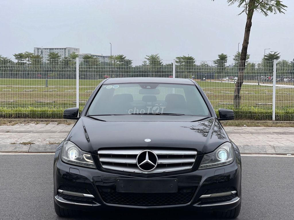 Mercedes Benz C Class 2012 C200 hiếm có về độ mới