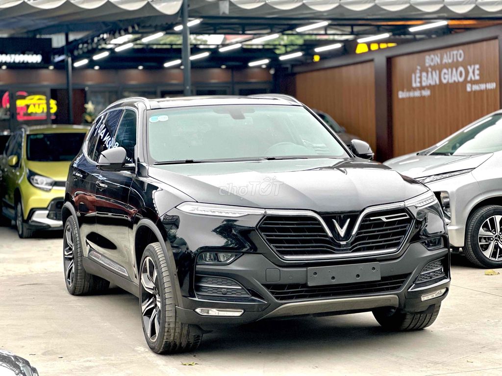 Vinfast Lux SA2.0 sản xuất 2019 premium màu đen