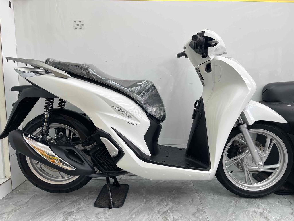 ⭐️ 𝗤𝘂𝗮́ 𝗠𝗼̛́𝗶 ( 𝗦𝗵𝟭𝟮𝟱/𝟮𝟬𝟮𝟬/𝗖𝗕𝗦 Đ𝗶 𝗟𝘂̛𝗼̛́𝘁) ⭐️. Mua bán Xe máy tại Thành phố Vĩnh Long Vĩnh Long được đăng bởi Gia Kiệt  hình 3