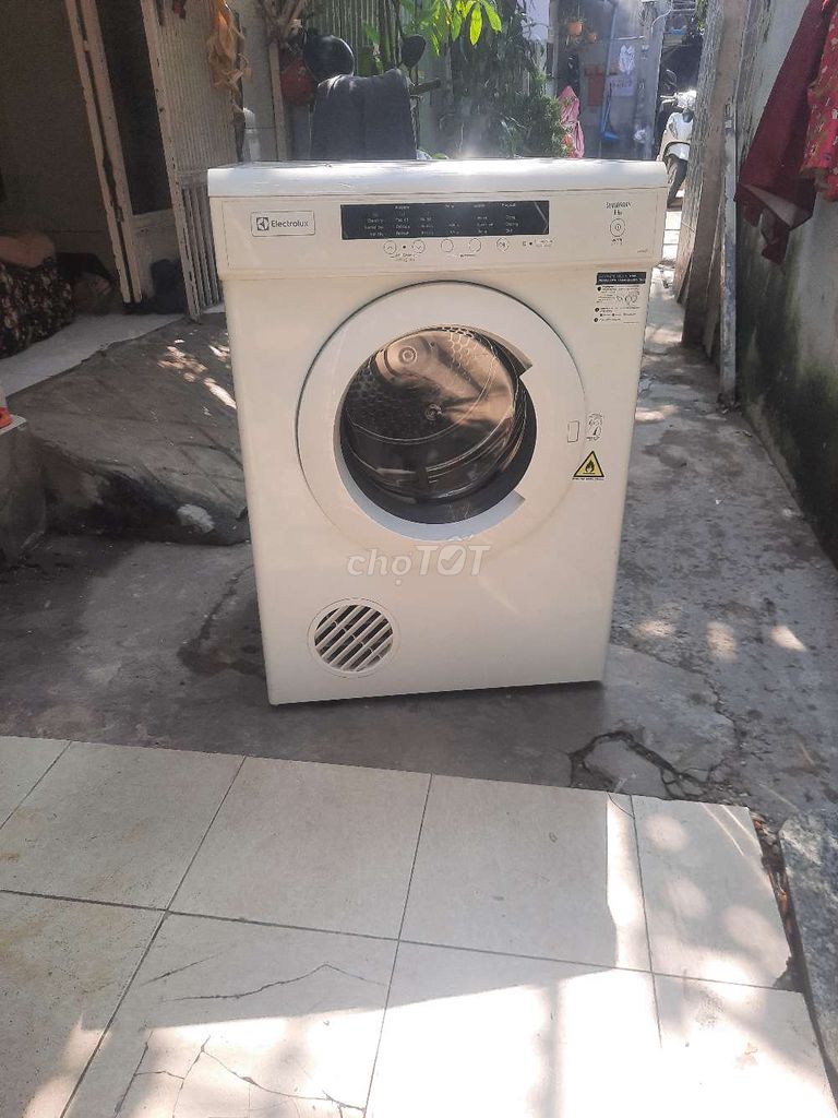 máy sấy electrolux 6.5 kg mới 90/00