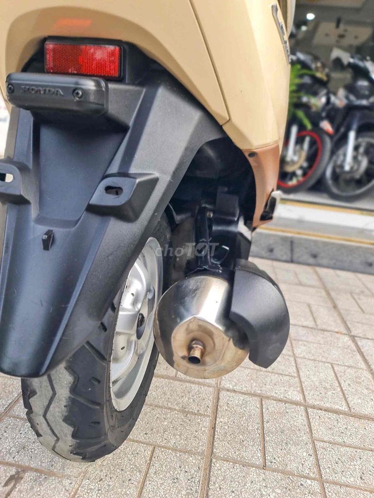 🌈LEAD Fi VÀNG NÂU HSCT PXX SẴN XEĐẸP MÁY ZIN💥CÓGÓP. Mua bán Xe máy tại Thành phố Sóc Trăng Sóc Trăng được đăng bởi Mạnh Huỳnh hình 5