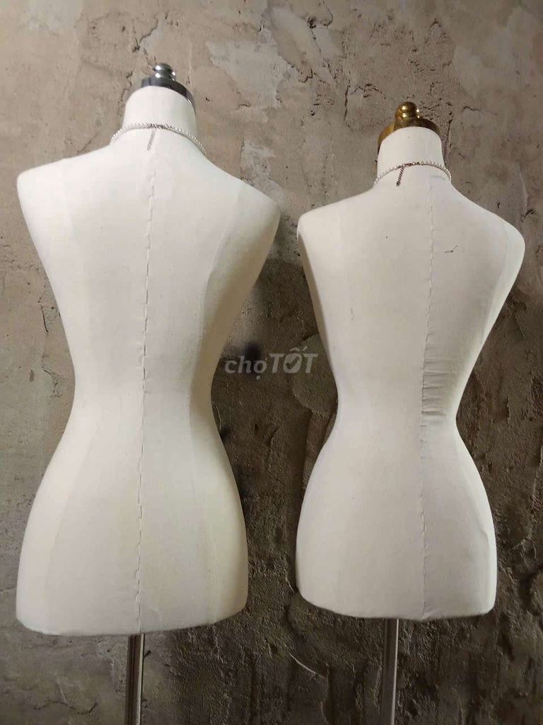 Manocanh nữ eo nhỏ hông bè