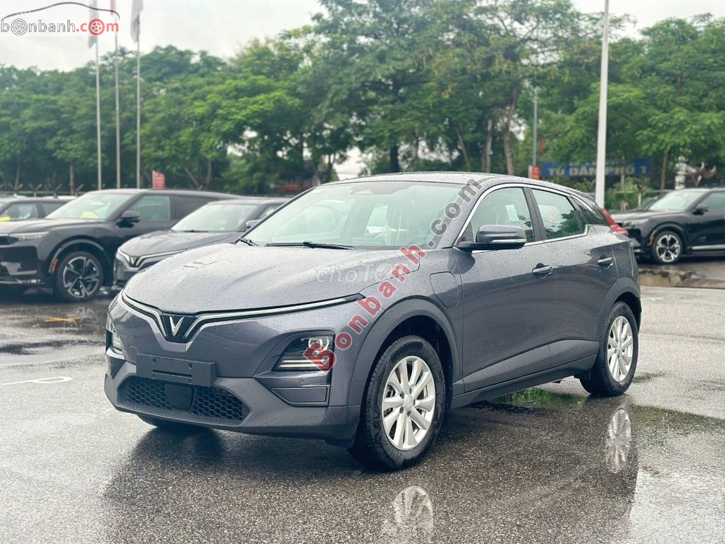 Vinfast vf6. Mua bán Ô tô tại Quận Long Biên Hà Nội được đăng bởi Nguyễn Tùng hình 3