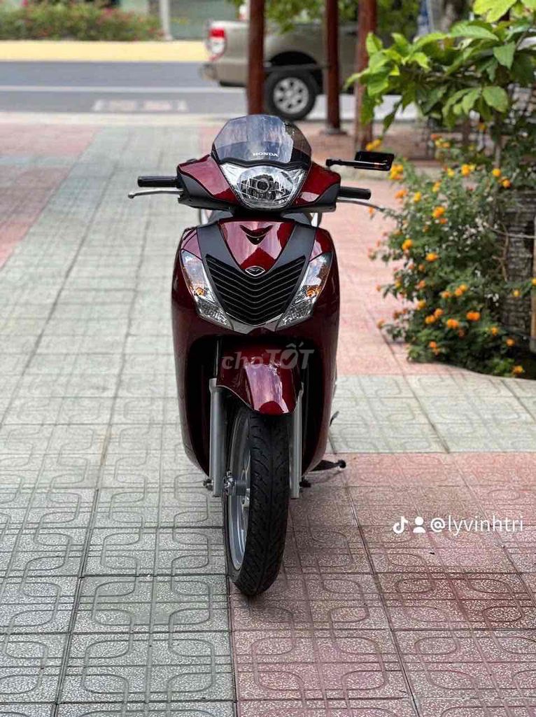BÁN GẤP SH 150i Ý 2010 MÁY ZIN TUYỆT ĐỐI | ĐẸP. Mua bán Xe máy tại Thị xã Tân Uyên Bình Dương được đăng bởi Stanley hình 3