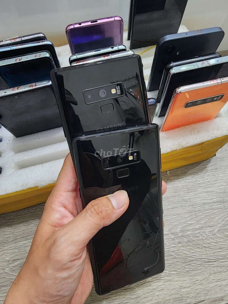 Samsung Galaxy Note 9 128GB Đen. Mua bán Điện thoại tại Quận Tân Phú Tp Hồ Chí Minh được đăng bởi LyLyShop hình 1