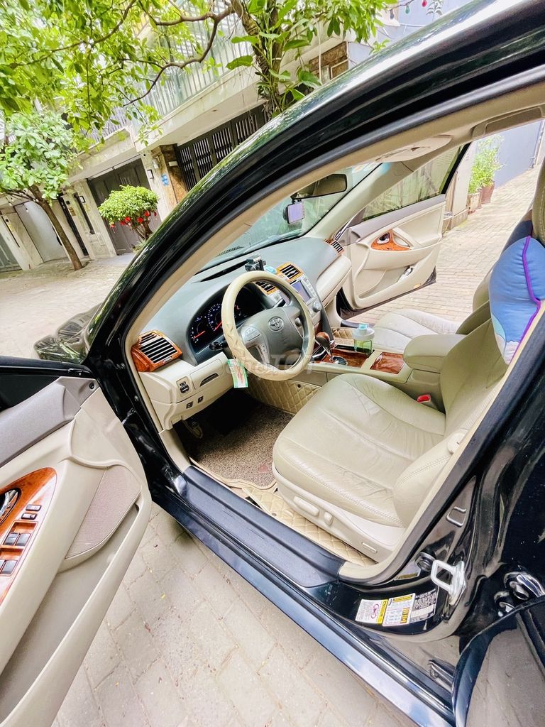 Toyota Camry LE 2010 из США — черный