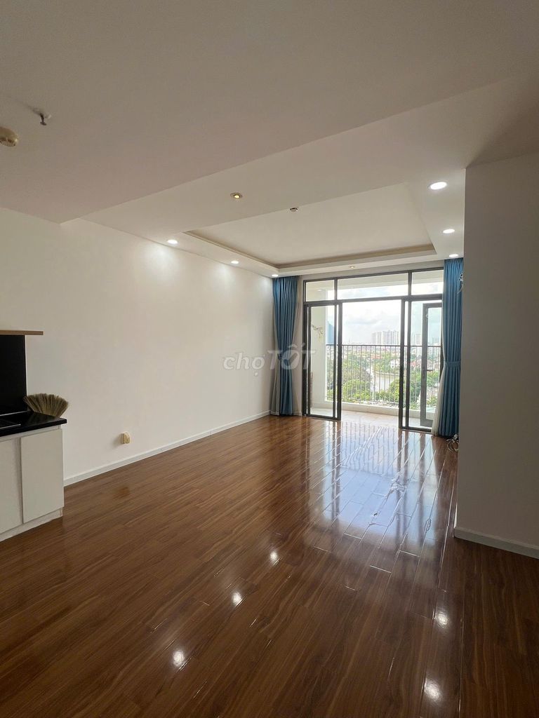 Продается квартира Jamona Heights, Буй Ван Ба, район 7.