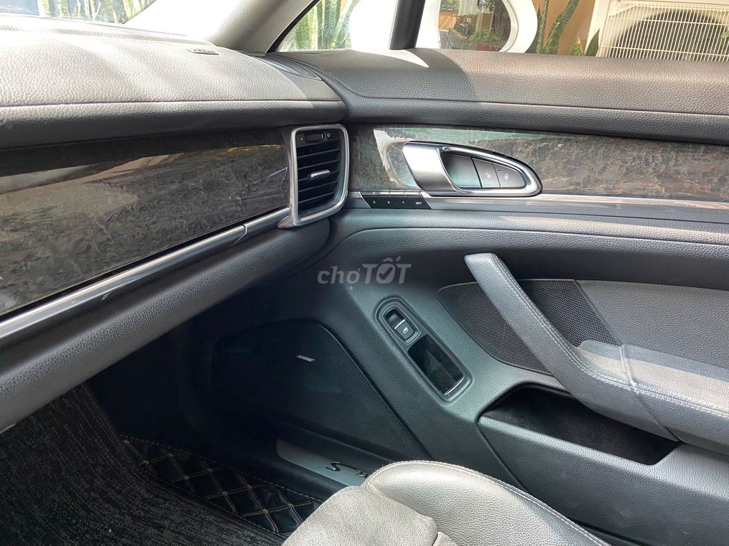 𝐏𝐨𝐫𝐬𝐜𝐡𝐞 𝐏𝐚𝐧𝐚𝐦𝐞𝐫𝐚 𝐒 𝐇𝐲𝐛𝐫𝐢𝐝 -  thể thao hạng sang. Mua bán Ô tô tại Quận Bình Tân Tp Hồ Chí Minh được đăng bởi Phạm Minh Tuân hình 6