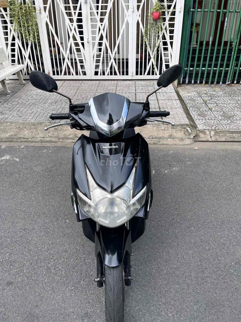 Honda Ab 2011 đời chót nẹp xi,bstp,xe zin êm ru. Mua bán Xe máy tại Quận 7 Tp Hồ Chí Minh được đăng bởi Trung Anh hình 4