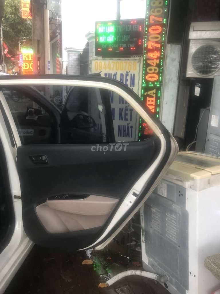 Xe Gia Đình Sử Dụng Cần Bán . Đời 2016 Nhập Ấn Độ. Mua bán Ô tô tại Thị xã Bến Cát Bình Dương được đăng bởi BĐS  Bình Dương  hình 6