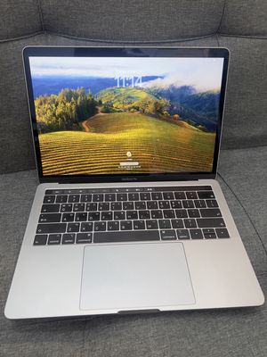 [SALE] Apple Macbook Pro 2019 13 inch i5/16/256GB