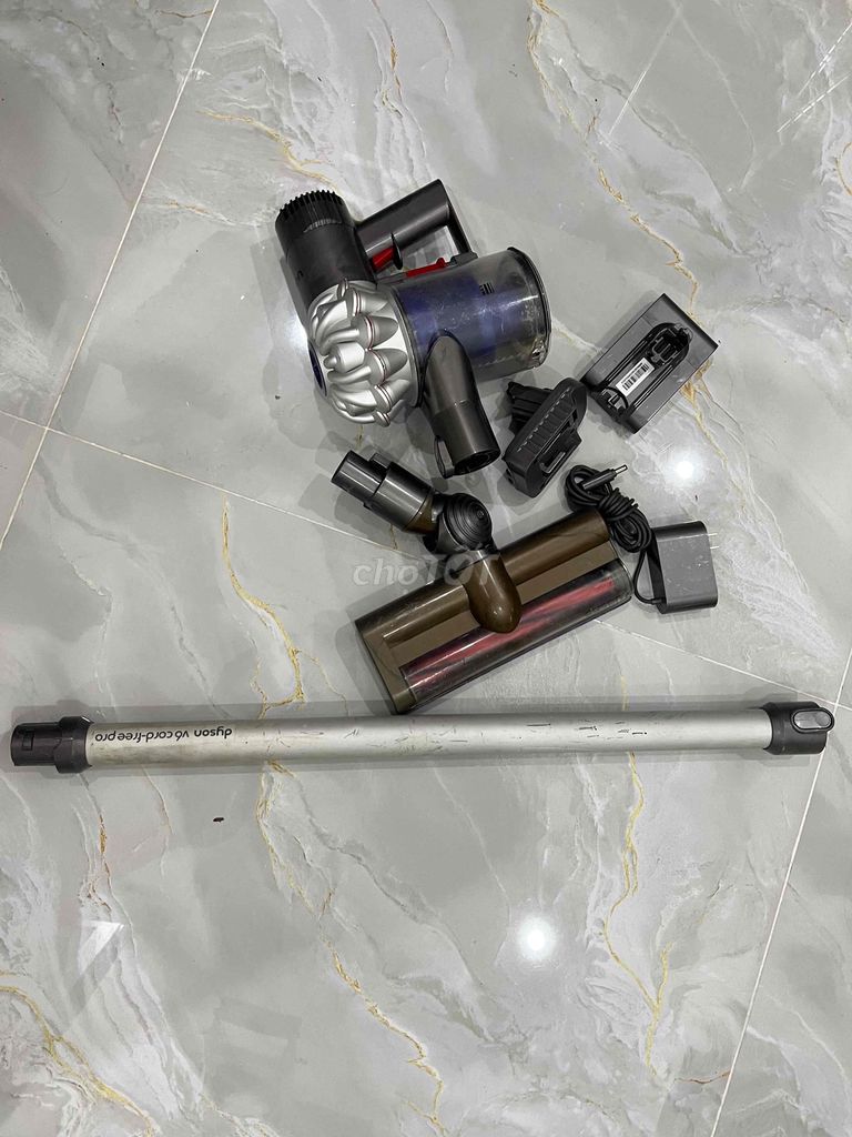 Máy hút bụi Dyson V6 Hepa đã qua sử dụng. Mua bán Nội thất, đồ gia dụng khác tại Quận Kiến An Hải Phòng được đăng bởi Bigstar King hình 1