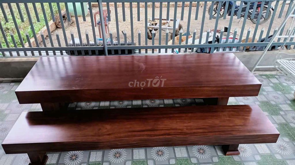 Bộ bàn ghế gỗ nguyên khối. Mua bán Bàn ghế tại Huyện KBang Gia Lai được đăng bởi Hương Giang Đồ Gỗ hình 1