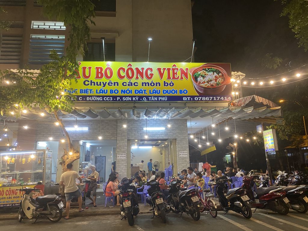 0786717414 - Cần Tuyển 4 Nhân Viên Phục Vụ