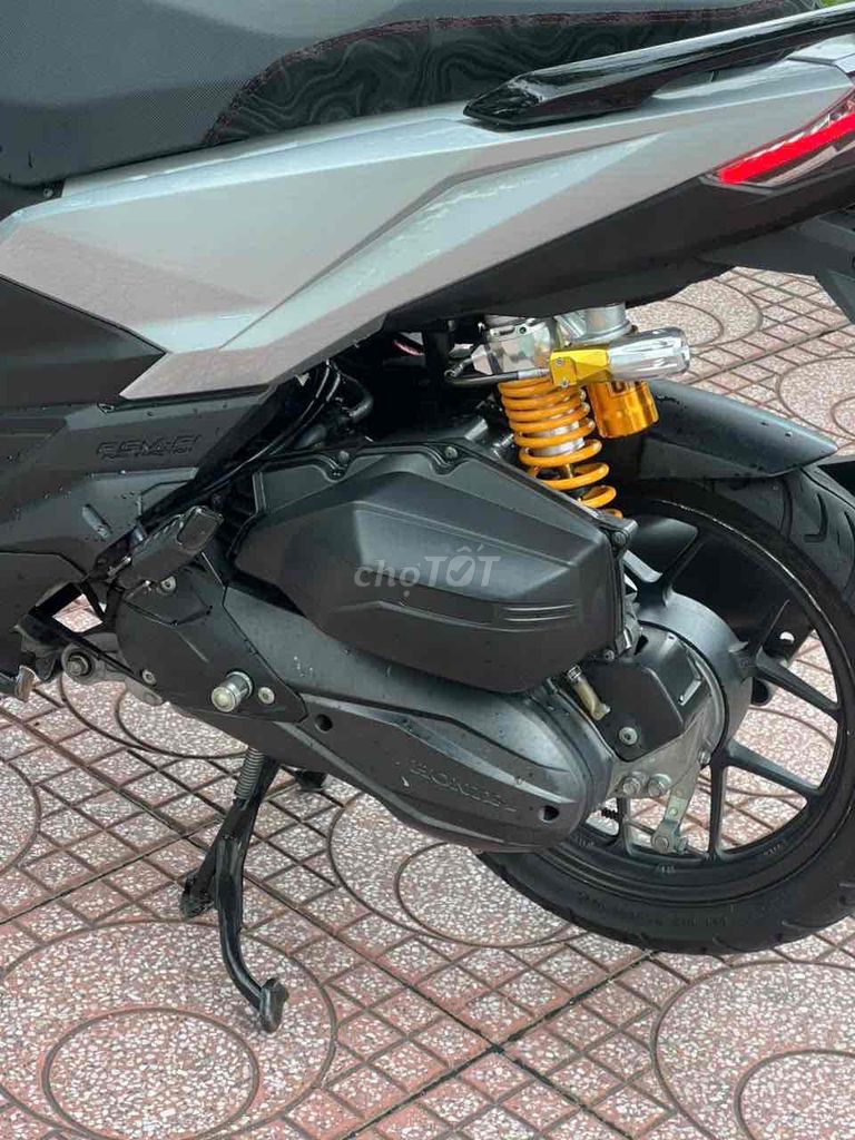 Honda Vario 150 2017 Bạc posche kiểng đẹp 9 chủ