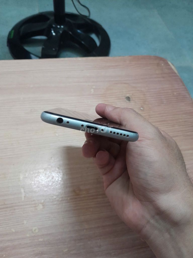iPhone 6 Plus Xám Hư pin. Mua bán Điện thoại tại Thành phố Vũng Tàu Bà Rịa - Vũng Tàu được đăng bởi A.hạ hình 1