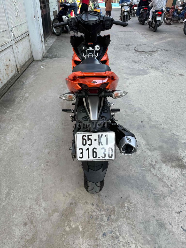 150 2017 xe đep may zin êm xe đúng chu. Mua bán Xe máy tại Quận Ninh Kiều Cần Thơ được đăng bởi CHXM Thanh Hồng hẻm 233 hình 3