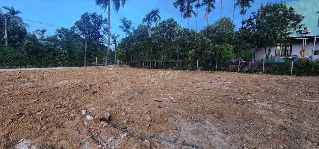cần bán lô bê tông 6m trà kiểm dt 200m2. Mua bán đất tại Quận Cẩm Lệ Đà Nẵng được đăng bởi THẾ VŨ hình 2
